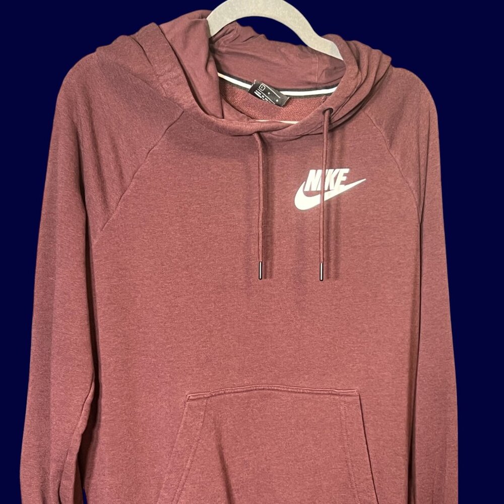 Nike Washed-Red Pullover Hoodie with Logo and Kangaroo Pocket SZ L